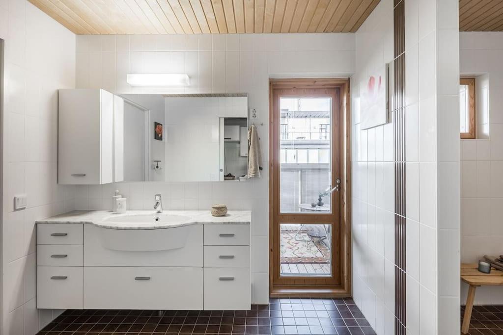 Spacious Home With Four Terrace, Sauna, Sea View Helsinki Zewnętrze zdjęcie