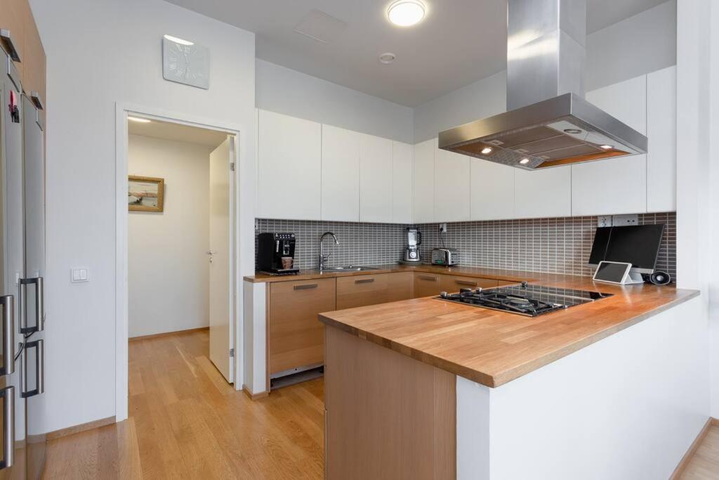Spacious Home With Four Terrace, Sauna, Sea View Helsinki Zewnętrze zdjęcie
